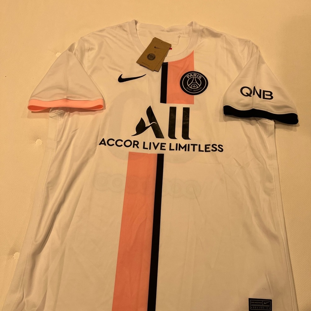 Lionel Messi white soccer Jersey L